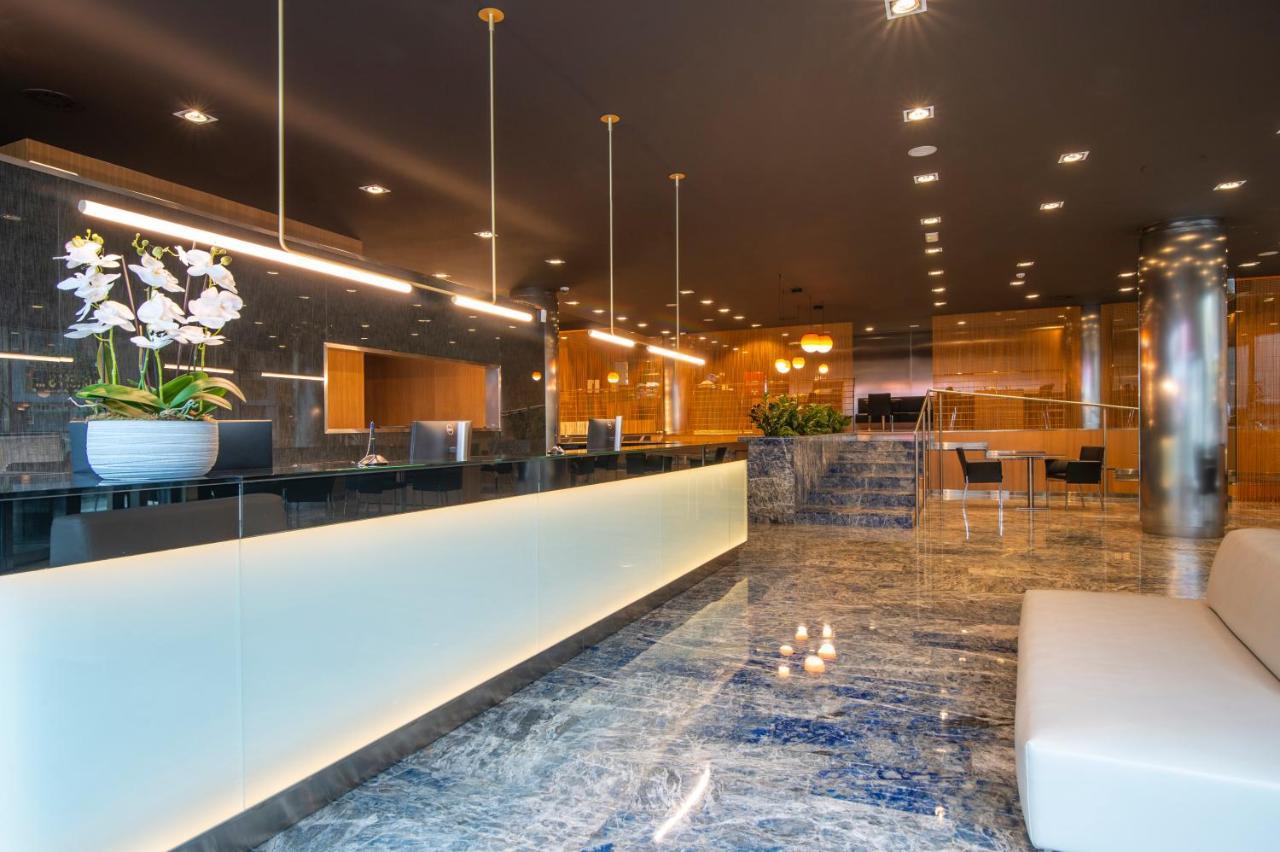 Hotel Starc By Pierre & Vacances Premium Andorra la Vella Exteriör bild
